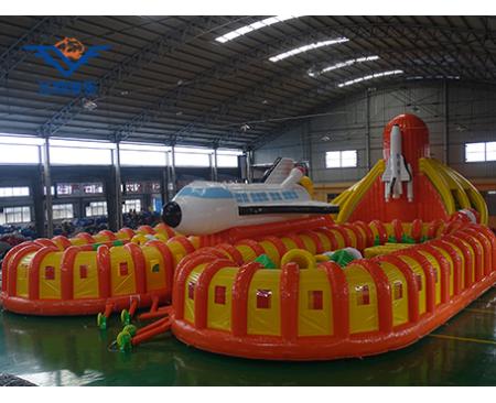 山東太空基地充氣滑梯